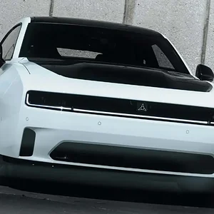 2026-dodge-charger-daytona (1).webp