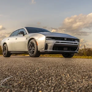 Charger (2 of 7).webp